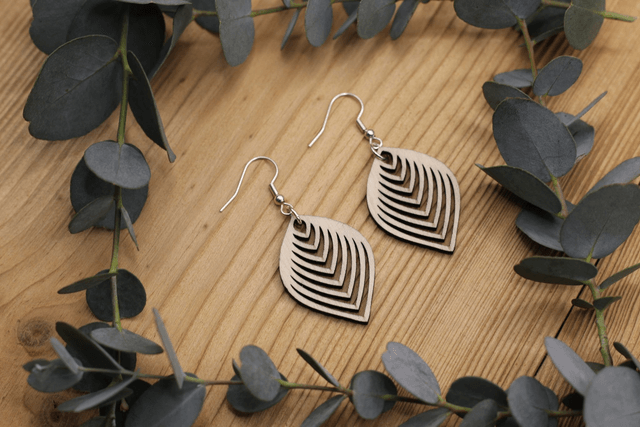 Boucles d'Oreilles en Bois Massif - Frêne ou Noyer - Modèle Ethnique