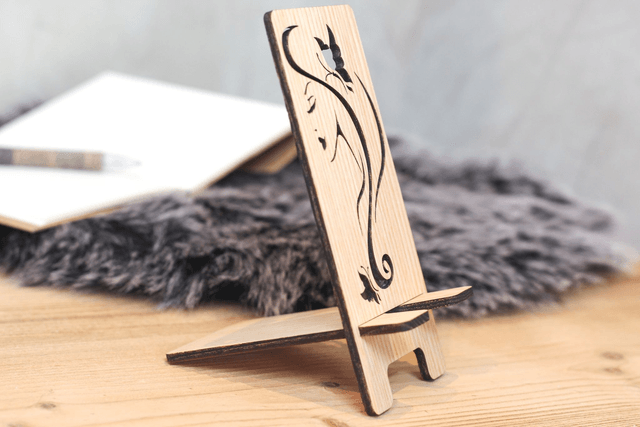 Support Smartphone - Modèle Femme Papillons