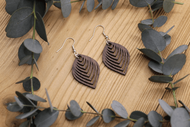 Boucles d'Oreilles en Bois Massif - Frêne ou Noyer - Modèle Ethnique