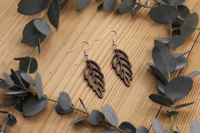 Boucles d'Oreilles en Bois Massif - Frêne ou Noyer - Grappe